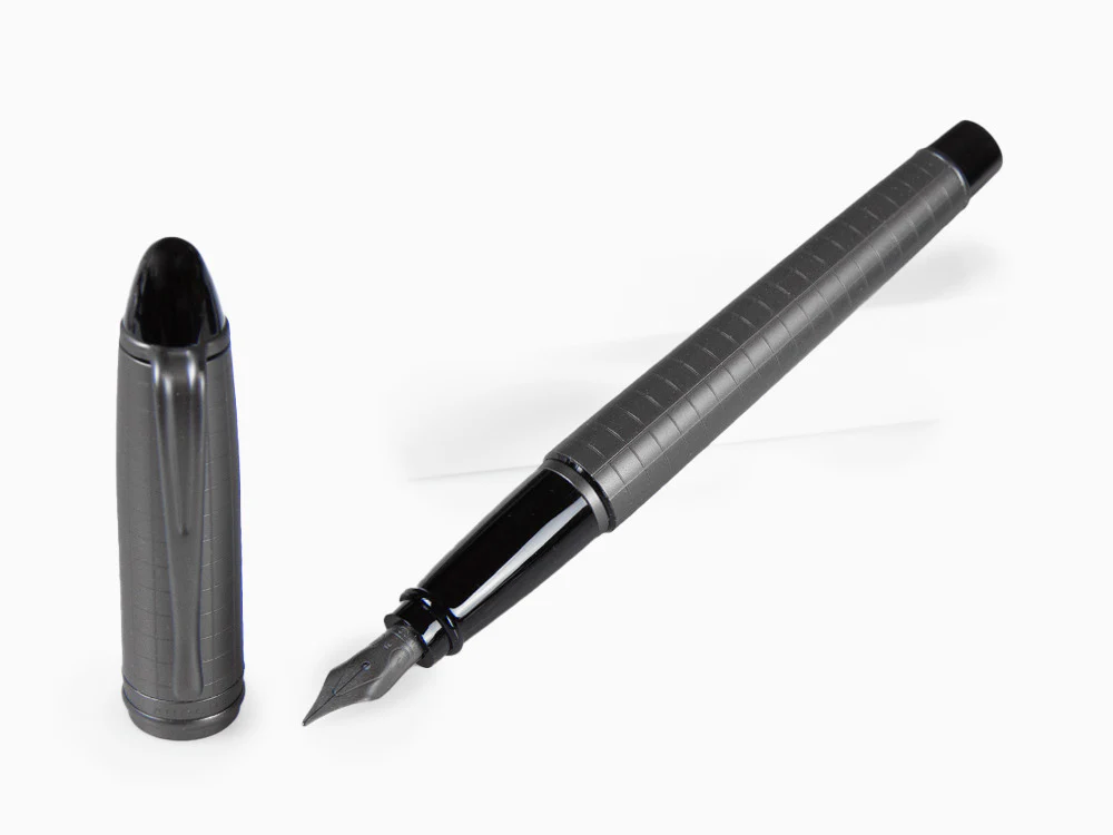 Aurora Ipsilon Full Metal Black Fountain Pen, Ruthenium, B16-RQ - Image 2