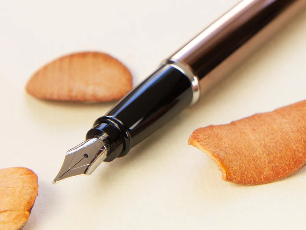 Aurora Style Bronze Fountain Pen - E13BR - Image 5