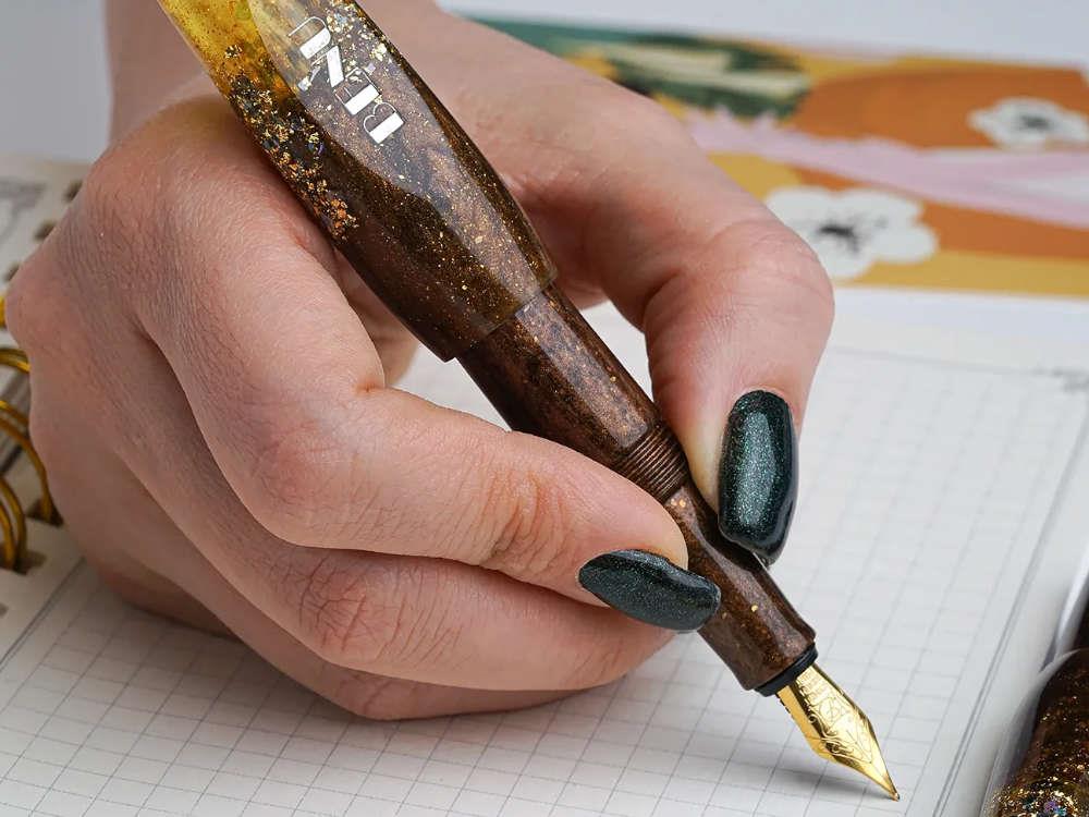 Benu Pixie Honey Bronze Fountain Pen, Brown, 24.2.34.6.0 - Image 5