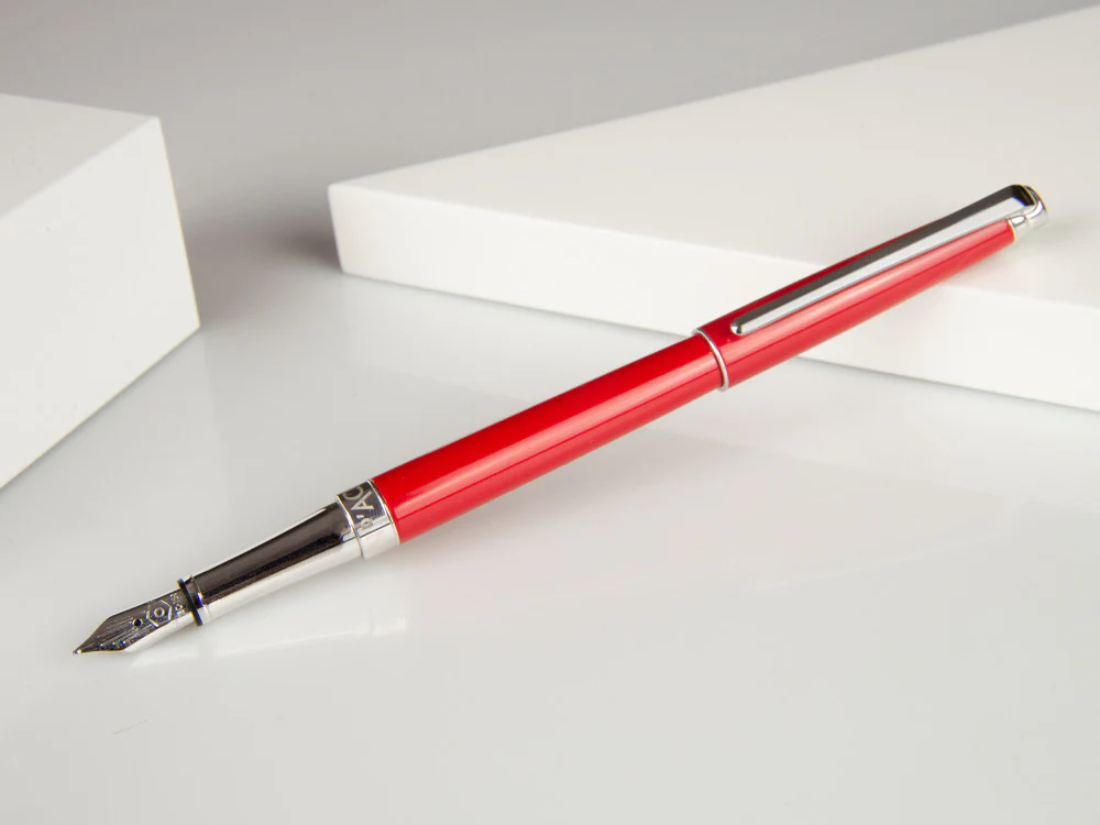 Caran d´Ache Léman Slim Scarlet Red Fountain Pen, Lacquer, 4791.770 - Image 3