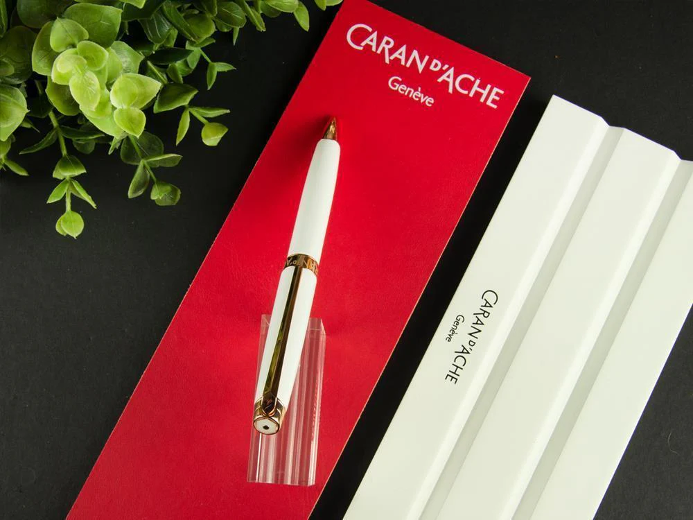 Caran d´Ache Léman Slim White Rosegold Ballpoint pen, Lacquer, White, 4781.001 - Image 5