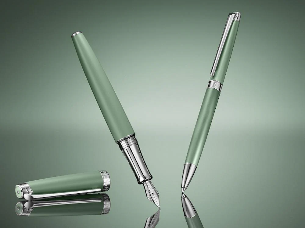 Caran d'Ache Léman Vert De Gris Fountain Pen, Brass, Green, 4799.713 - Image 7