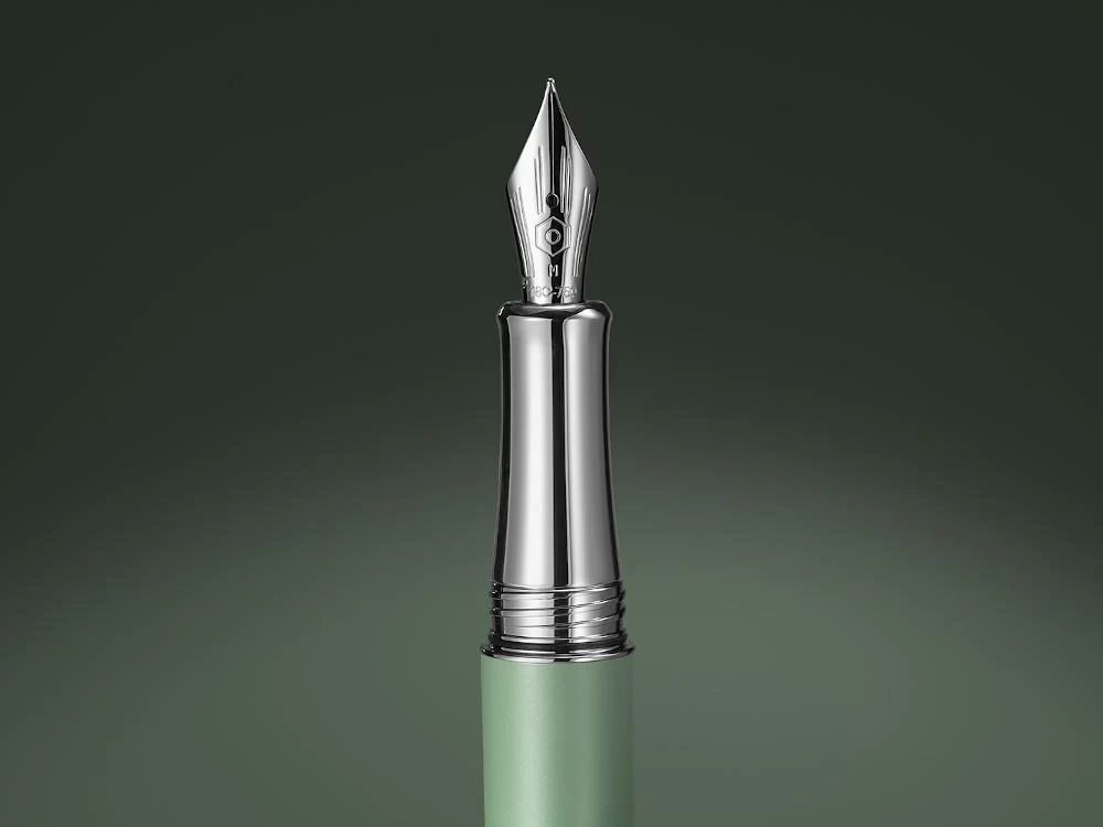 Caran d'Ache Léman Vert De Gris Fountain Pen, Brass, Green, 4799.713 - Image 9