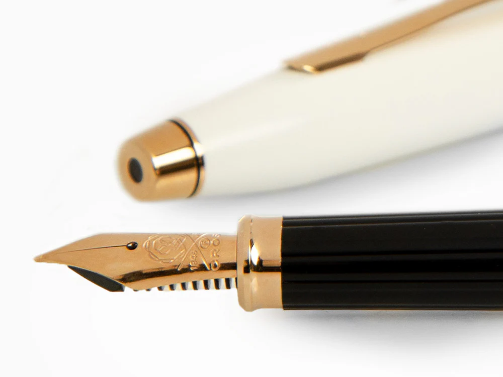 Cross Century II Fountain Pen, White Lacquer, Rose Gold, AT0086-113 - Image 5