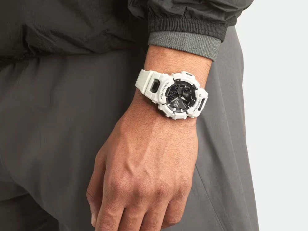 G-SHOCK Casio G-Squad Quartz Watch, Resin, 51.3 × 48.9mm, GBA-900-7AER - Image 3