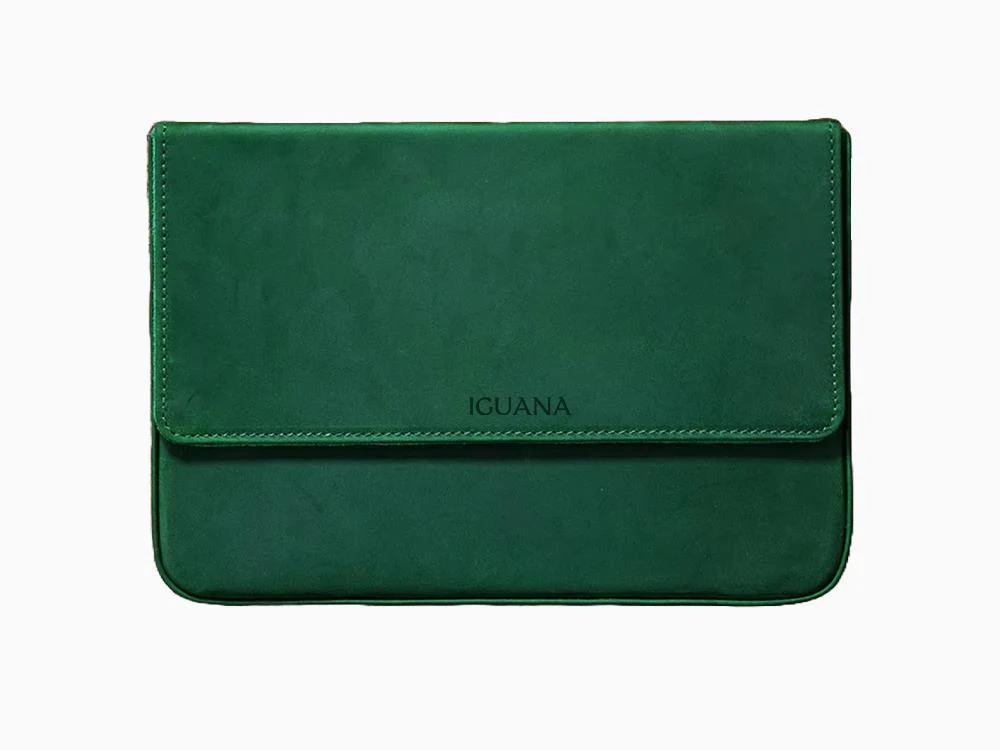 Iguana Pen Case Green, 12 Writing Items - Image 2