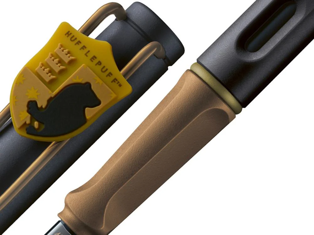 Lamy Safari Harry Potter Hufflepuff Fountain Pen, Yellow, 1240393 - Image 4