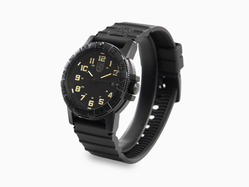 Luminox Leatherback Sea Turtle Quartz Watch, Black, CARBONOX™, 44 mm, XS.0330 - Image 4