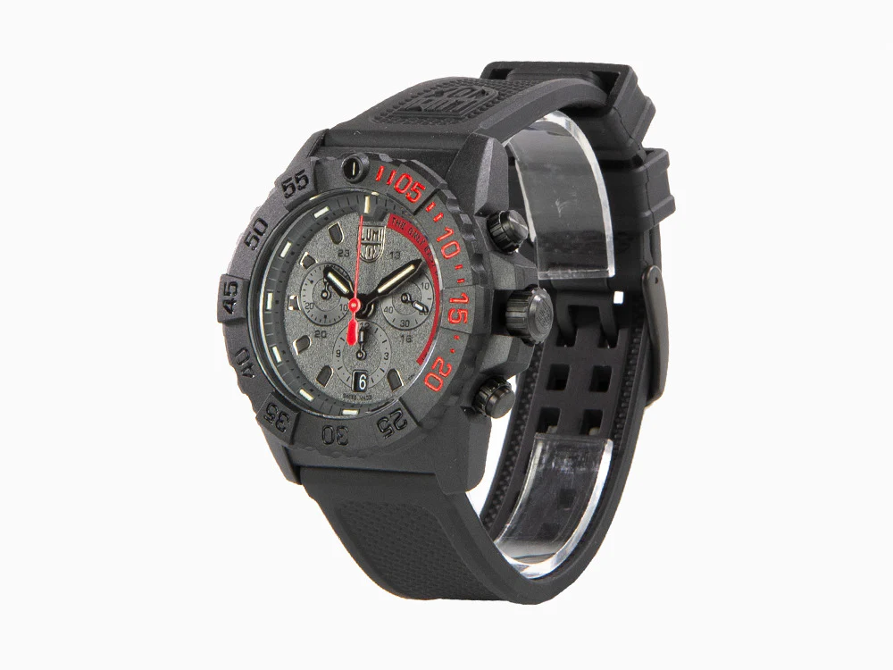 Luminox Sea Navy Seal Chronograph 3580 Series Quartz Watch, Black, XS.3581.EY - Image 4