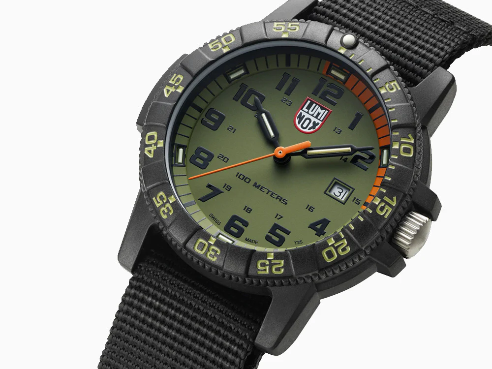 Luminox Sea Turtle Giant Quartz Watch, Green, Carbon, 44 mm, 10 atm, Day - Image 8