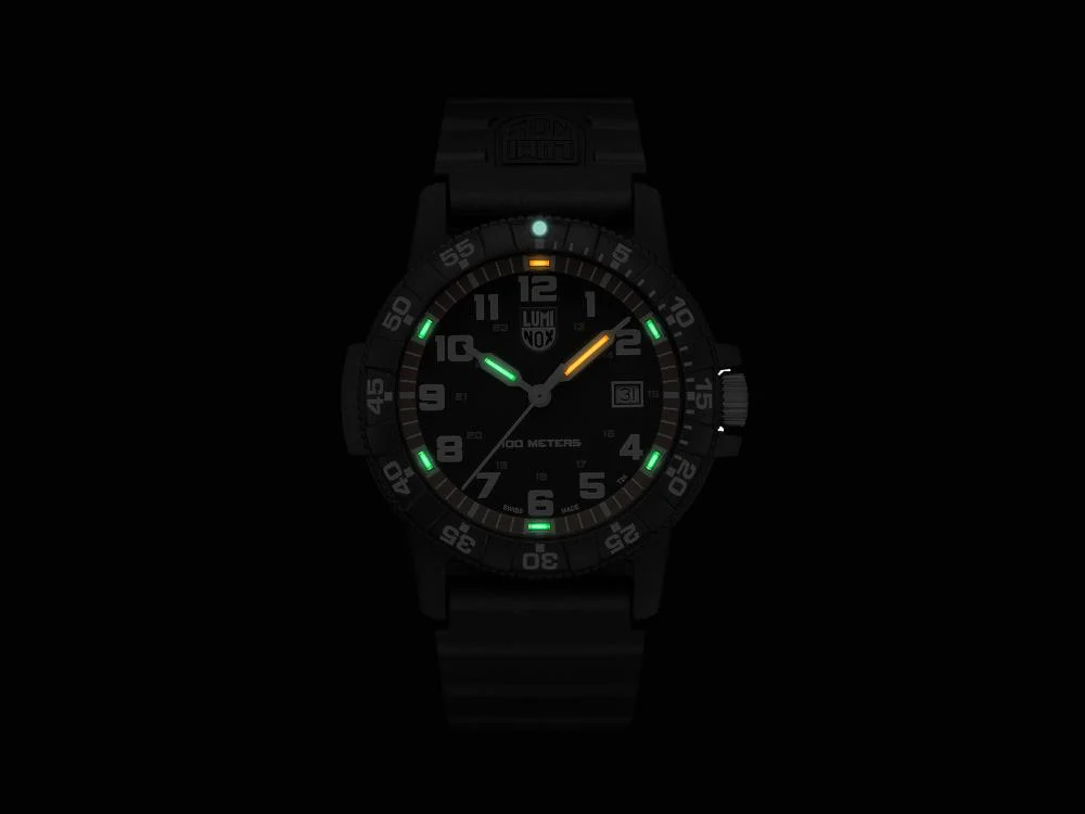 Luminox Sea Turtle Quartz Watch, Orange, CARBONOX™, 44 mm, 10 atm, XS.0329.1 - Image 3