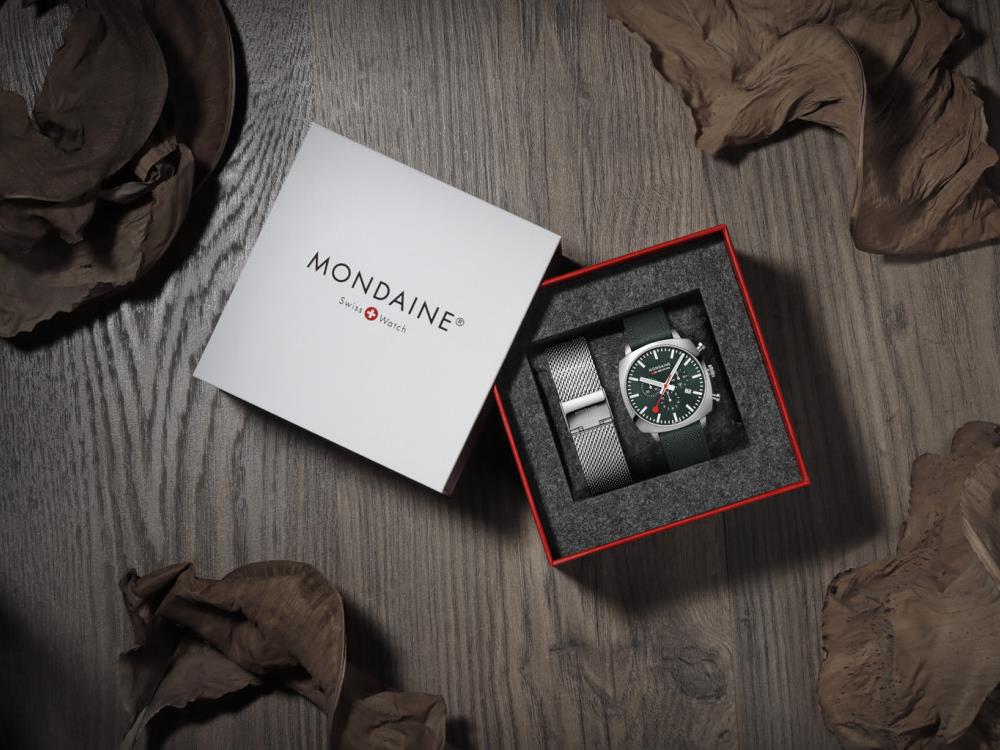 Mondaine Cushion Quartz Watch, Green, 41 mm, Fabric strap, MSL.41460.LF.SET - Image 6