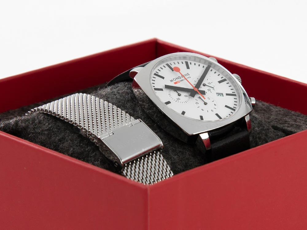 Mondaine Cushion Quartz Watch, White, 41 mm, Leather strap, MSL.41410.LBV.SET - Image 8