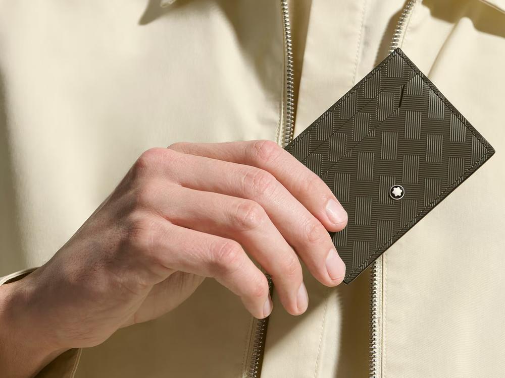 Montblanc Extreme 3.0 Wallet Khaki, Leather, 5 Cards, 221422 - Image 3