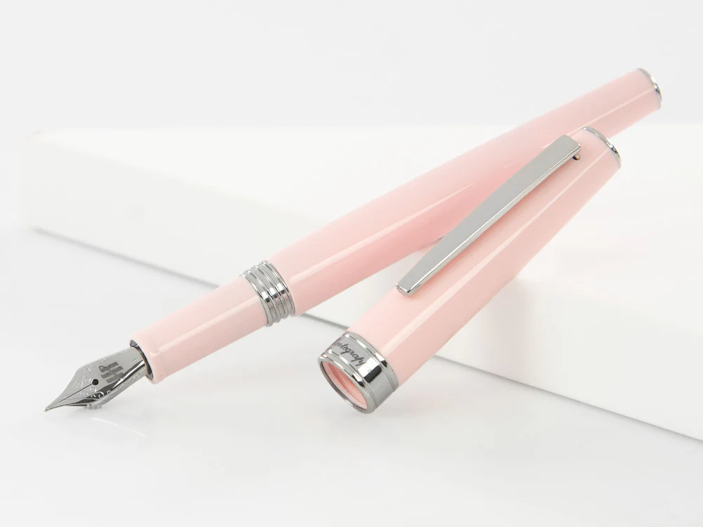 Montegrappa Armonia Fountain Pen, Resin, Pink, ISA1R-AS - Image 4