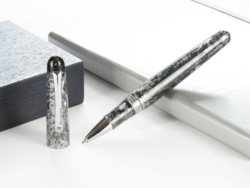 Montegrappa Elmo Ambiente Charcoal Rollerball pen, Resin, ISEERRIC - Image 2