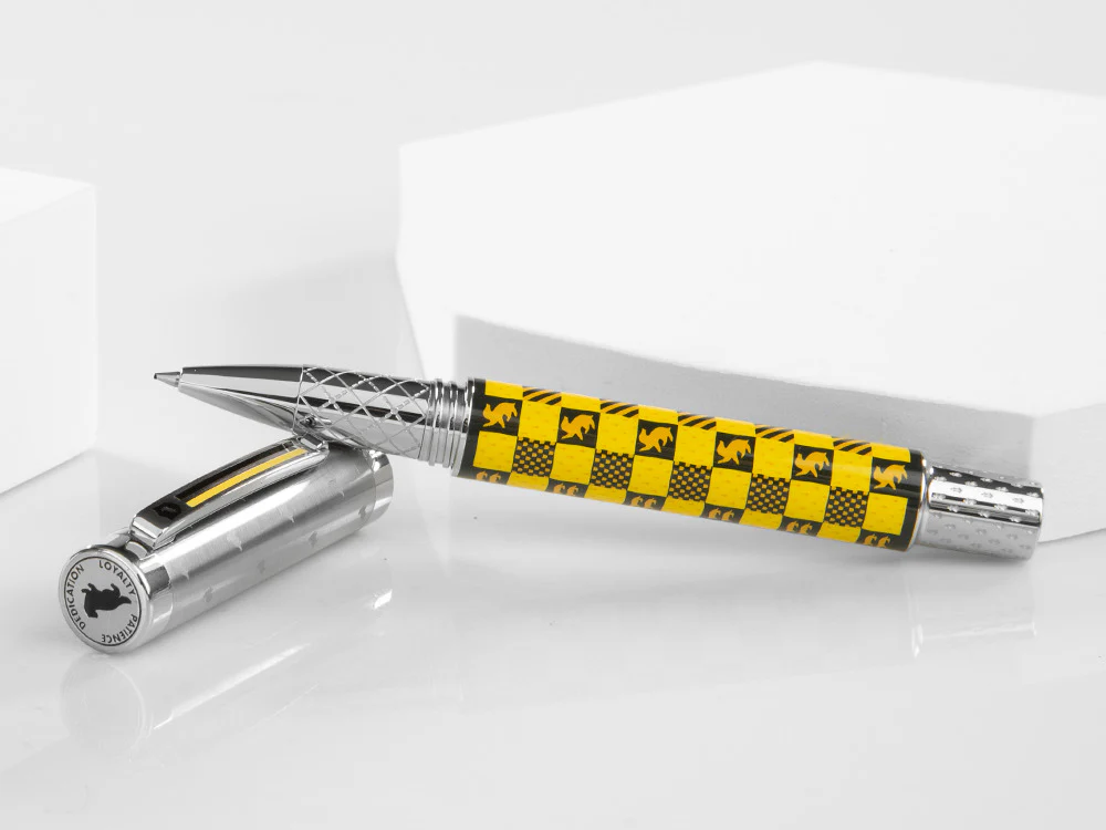 Montegrappa Harry PotterHufflepuff Rollerball pen, Yellow, ISHPRRHP - Image 4