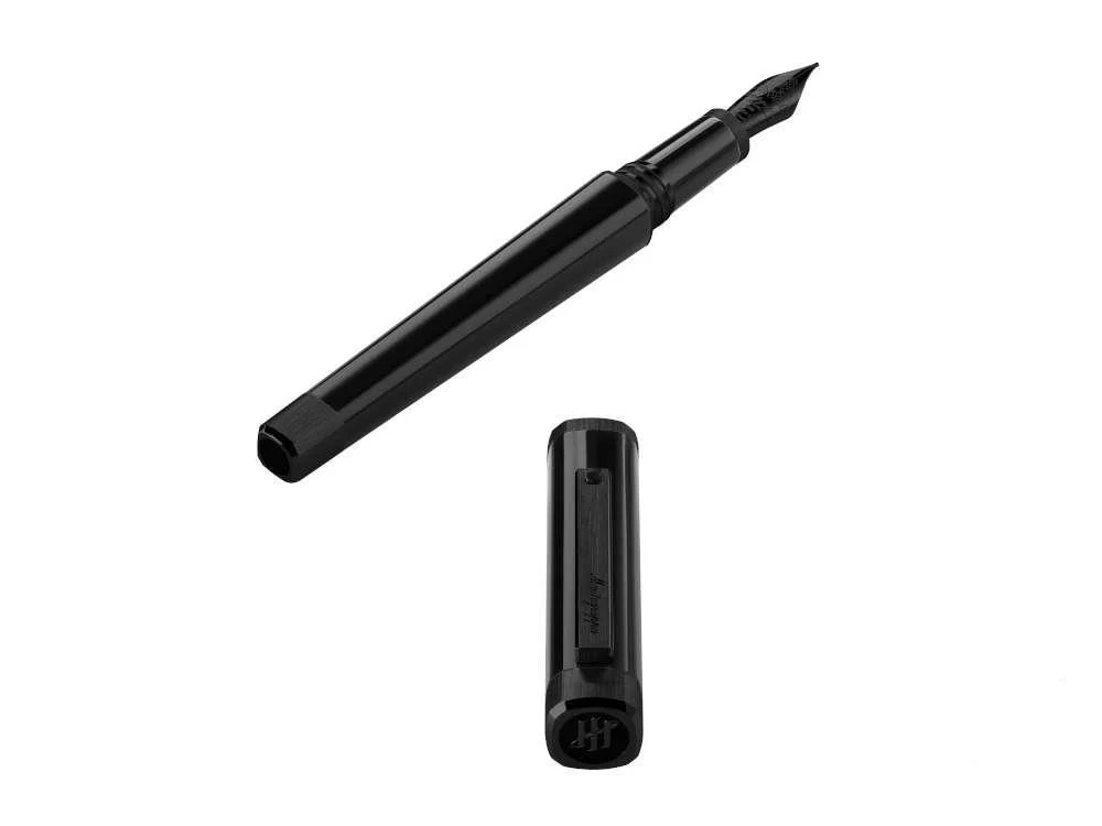 Montegrappa Quattro Fountain Pen, Ultra Black, 14k Gold, Black, ISZ4I-4C - Image 6