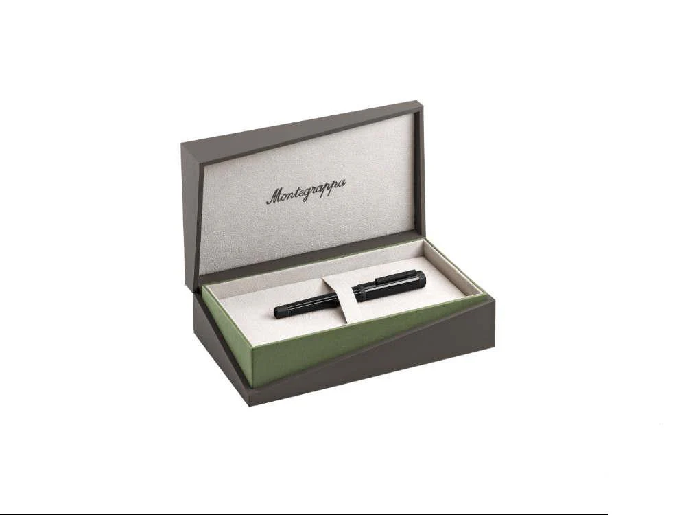 Montegrappa Quattro Fountain Pen, Ultra Black, 14k Gold, Black, ISZ4I-4C - Image 7