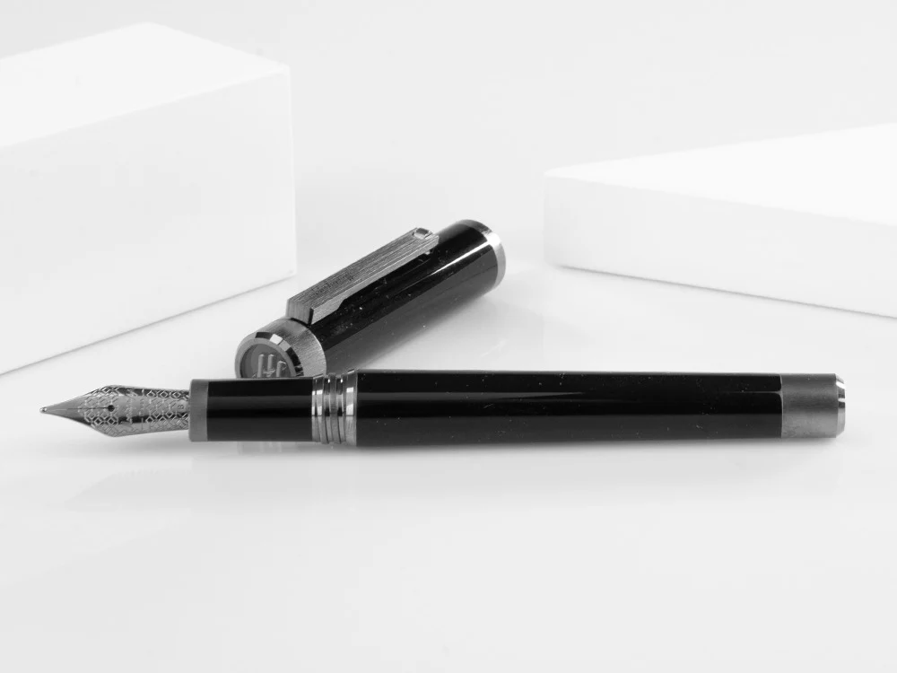 Montegrappa Zero Fountain Pen, Black Resin, Steel, Ruthenium, ISZET-BL - Image 5