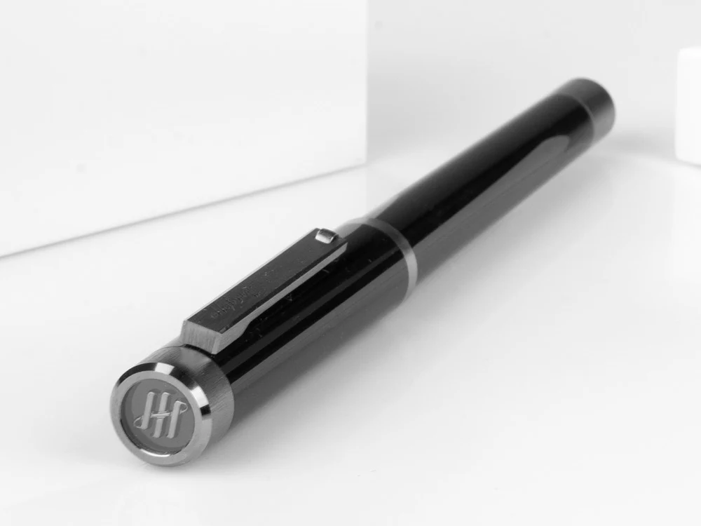 Montegrappa Zero Fountain Pen, Black Resin, Steel, Ruthenium, ISZET-BL - Image 8