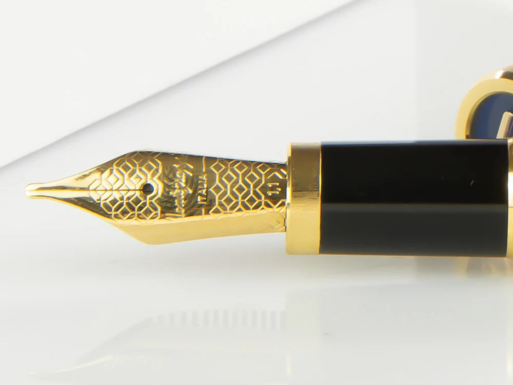 Montegrappa Zero Fountain Pen, Black Resin, Yellow gold trims, ISZEI-IY - Image 5