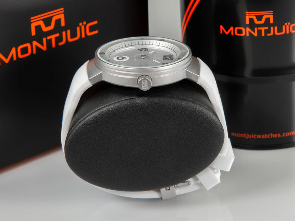 Montjuic Elegance Quartz Watch, Stainless Steel 316L, White, 43 mm, MJ1.0406.S - Image 5