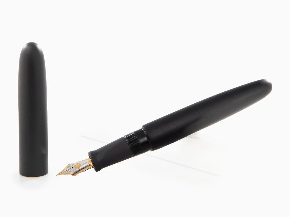 Nakaya Cigar Fountain Pen Long, Black Hairline, D-17mm, 14k Gold - Image 2