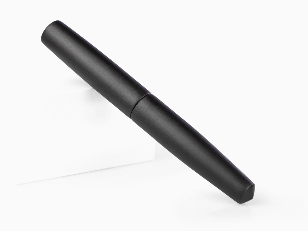 Nakaya Cigar Piccolo Hairline Fountain Pen, Black, Ebonite - Image 3