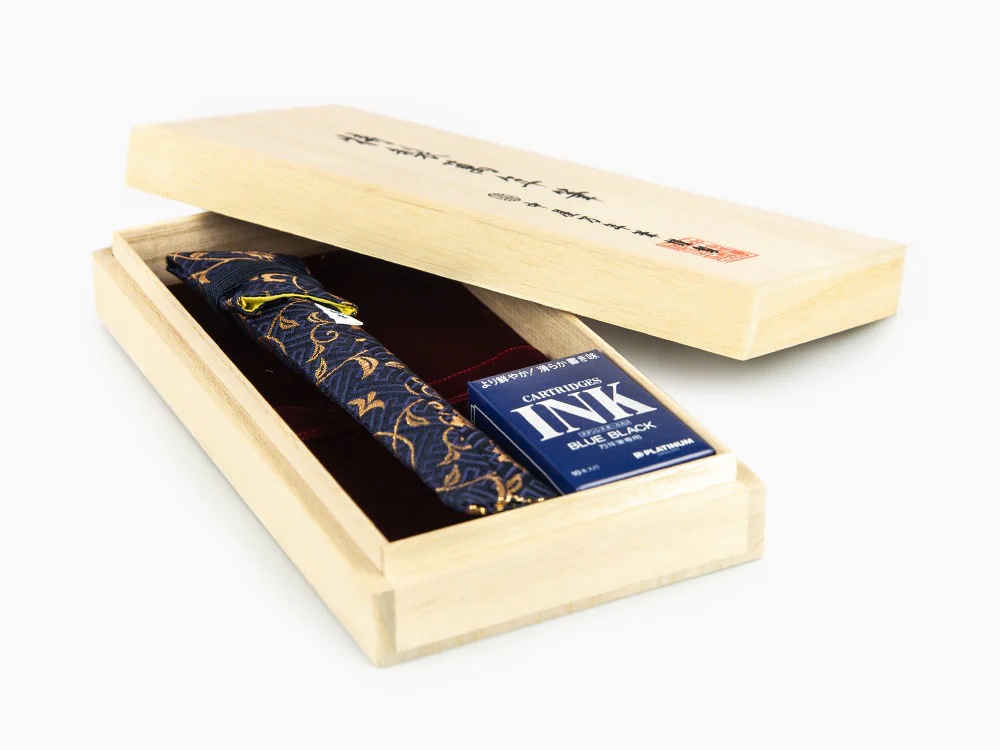 Nakaya Neo-Standard Fountain Pen, Black Hairline, Ebonite - Image 10