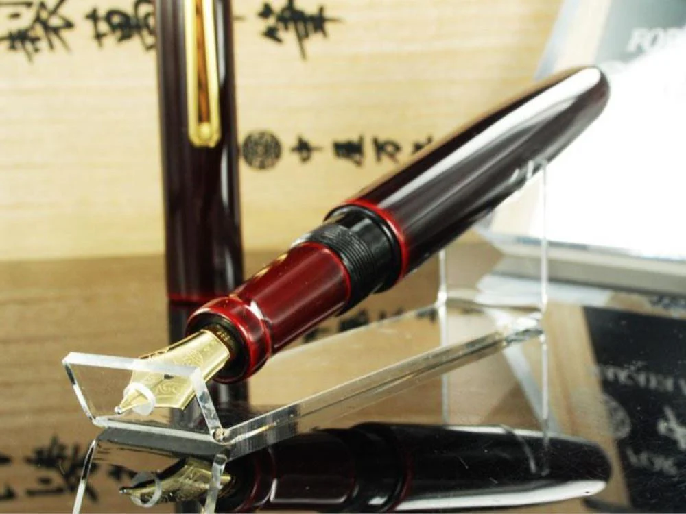 Nakaya Writer Long Fountain Pen, Aka Tamenuri, Urushi lacquer - Image 3
