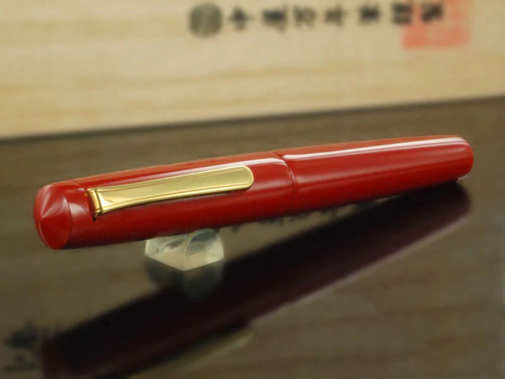 Nakaya Writer Piccolo Shu Fountain Pen, Ebonite Urushi lacquer - Image 2