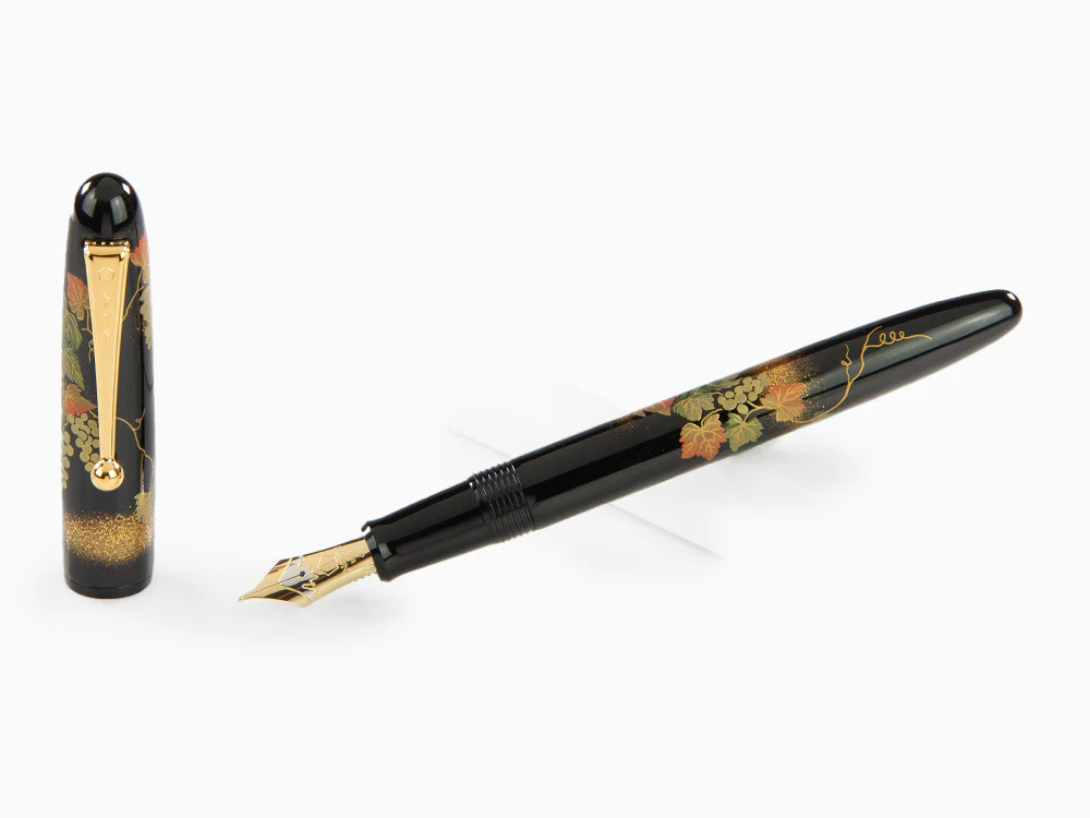Namiki Yukari Grapevine Fountain Pen, Urushi lacquer, Gold, FN-10M-BU - Image 2