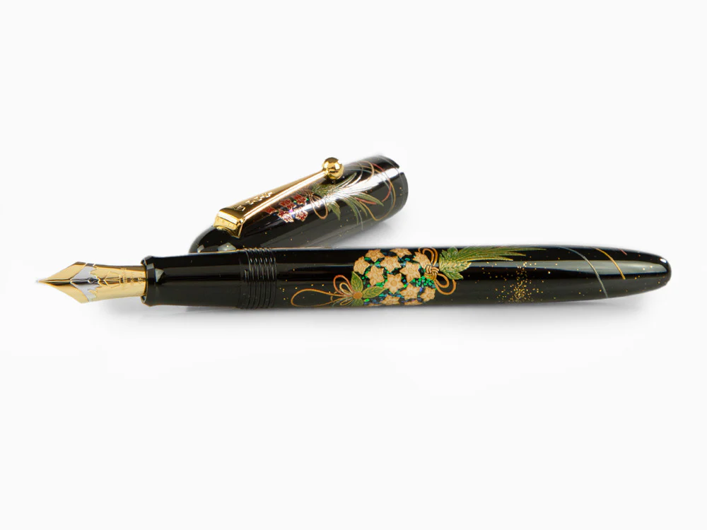 Namiki Yukari Kusu Dama Fountain Pen, Maki-e, Gold trim, FN-10M-KU - Image 7