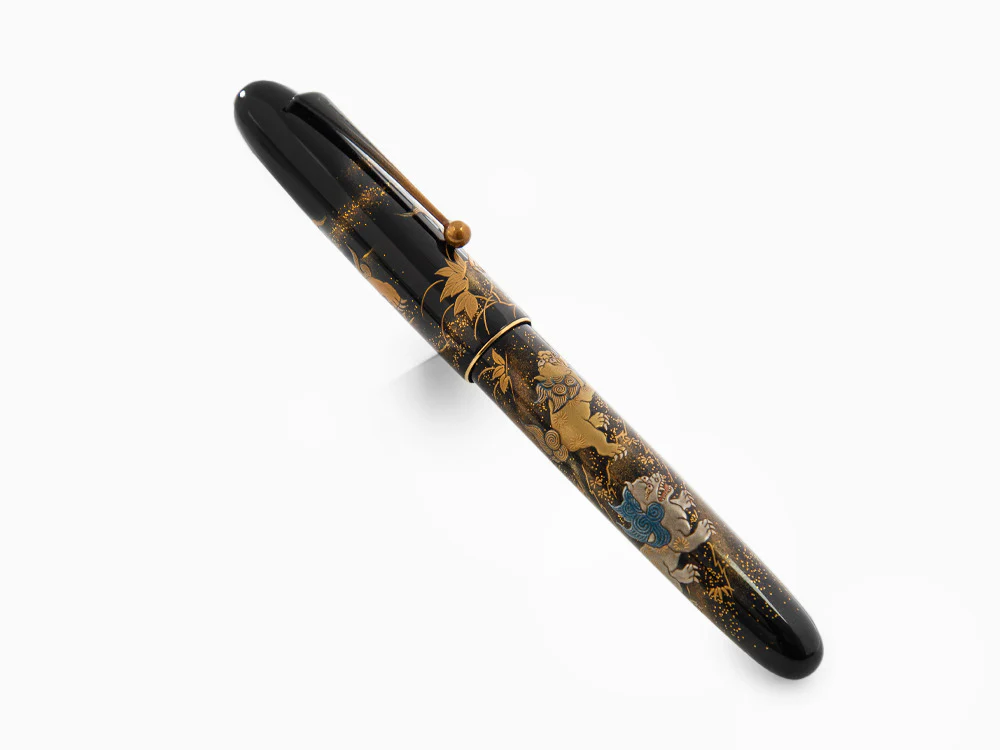Namiki Yukari Royale Lioness and cubs Fountain Pen, Urushi lacquer - Image 3