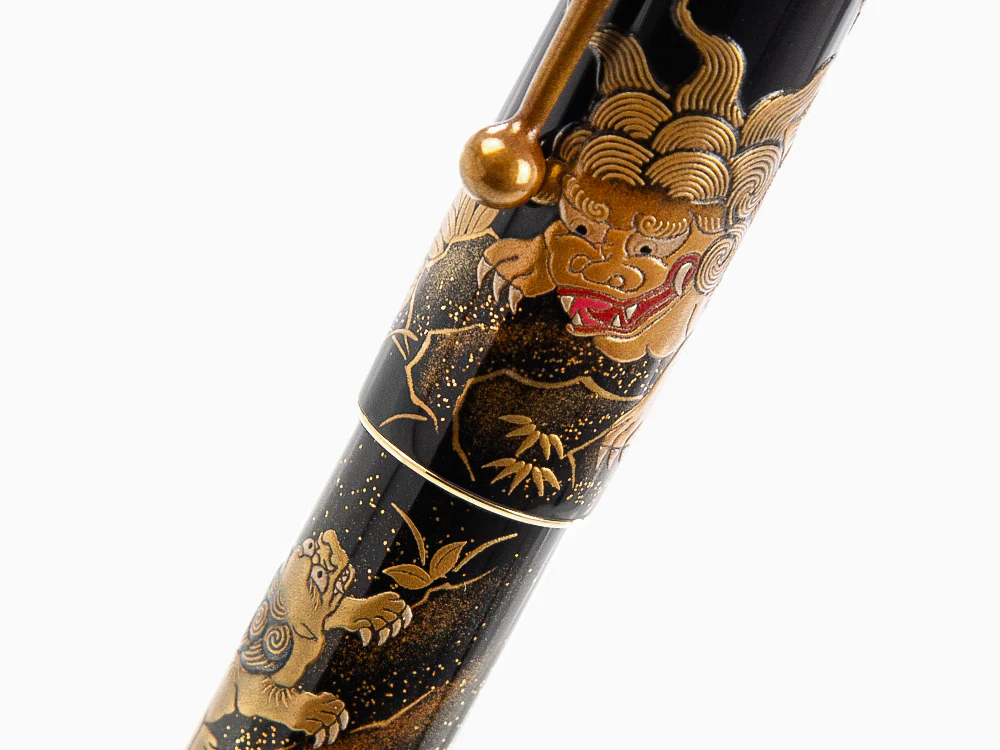 Namiki Yukari Royale Lioness and cubs Fountain Pen, Urushi lacquer - Image 9