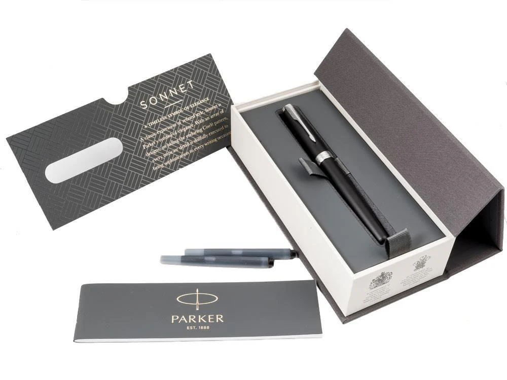 Parker Sonnet Fountain Pen, Lacquer, Palladium Trim, Black, 1931522 - Image 11