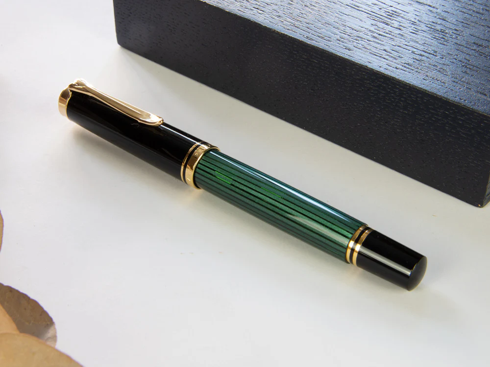 Pelikan Fountain Pen Souverän M400 - Black & Green, 994863 - Image 7