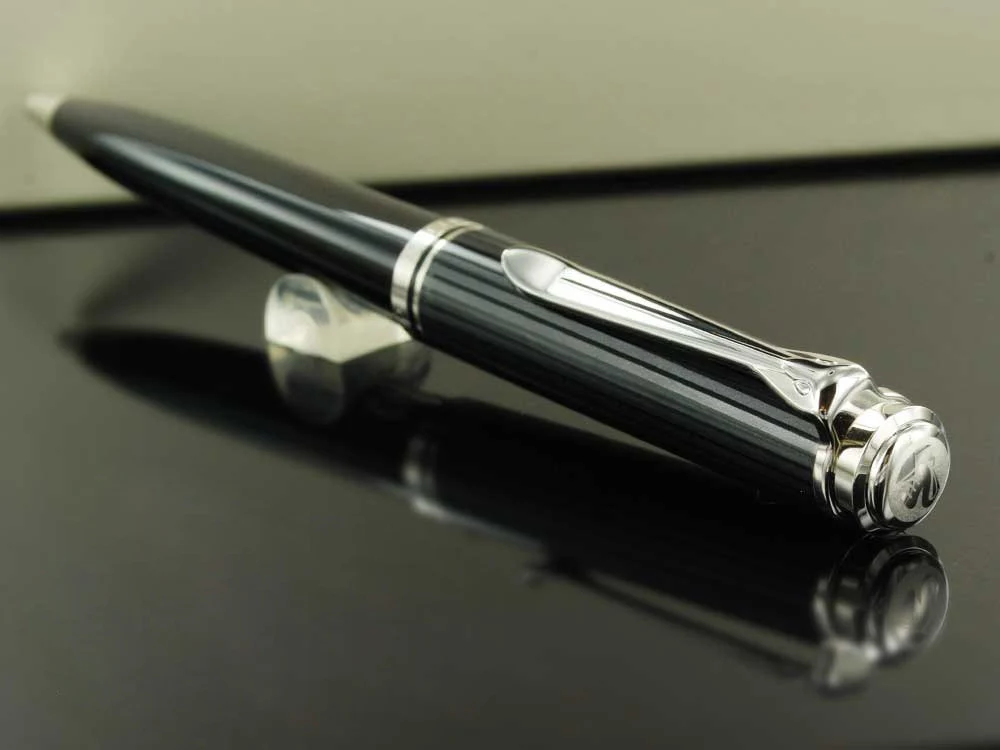 Pelikan K805 Stresemann Ballpoint pen,  Silver trim, 957530 - Image 3