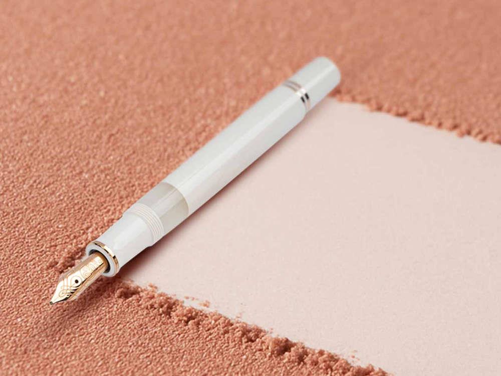 Pelikan M600 White & Rose Gold Fountain Pen, Special Edition, 300014586 - Image 5