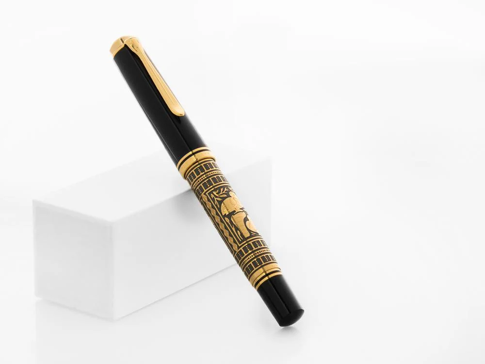 Pelikan Toledo M900 Fountain Pen, Gold, Resin, 921387 - Image 3