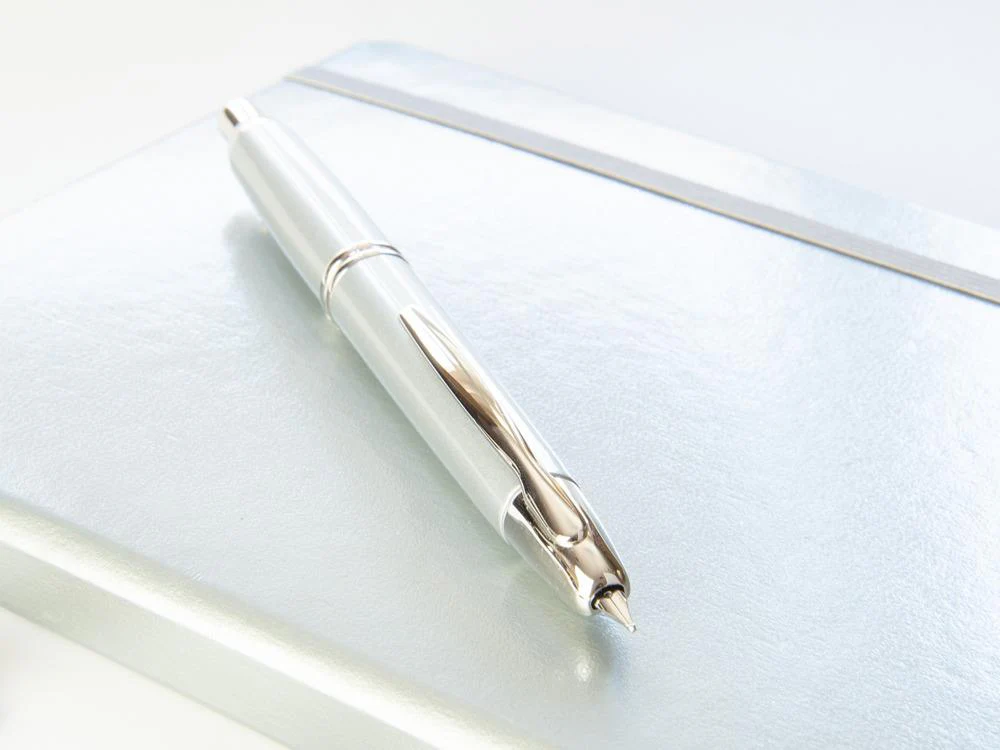 Pilot Capless Retractable Fountain Pen, Chrome, Lacquer - Image 5