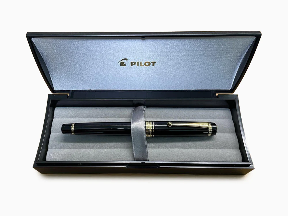 Pilot Custom 845 Fountain Pen, Ebonite, Gold trim, Black, NC845N - Image 9