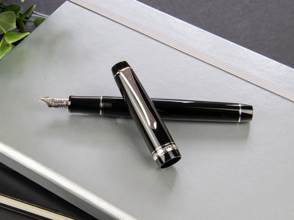 Pilot Custom Heritage 91 Fountain Pen, Resin, Chrome, Black, NH91N - Image 2