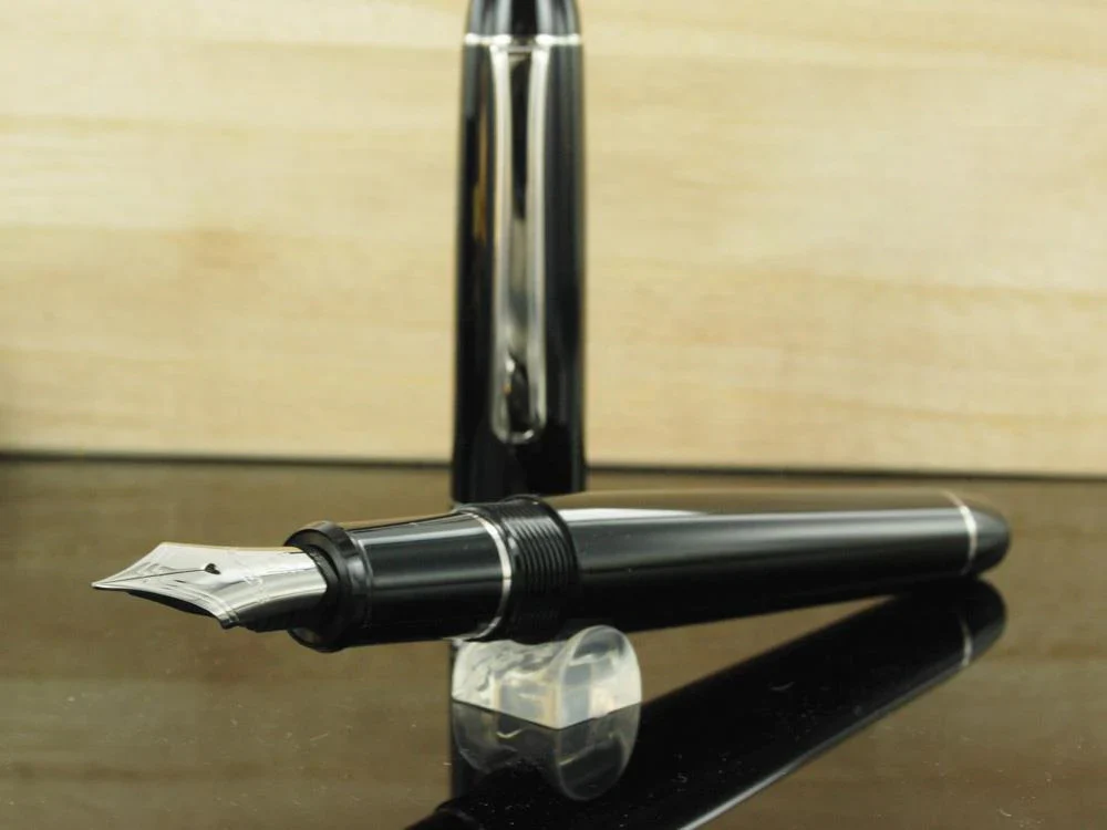 Platinum Century Fountain Pen, Resin, Chrome Trim, PNB-18000CR-7 - Image 3
