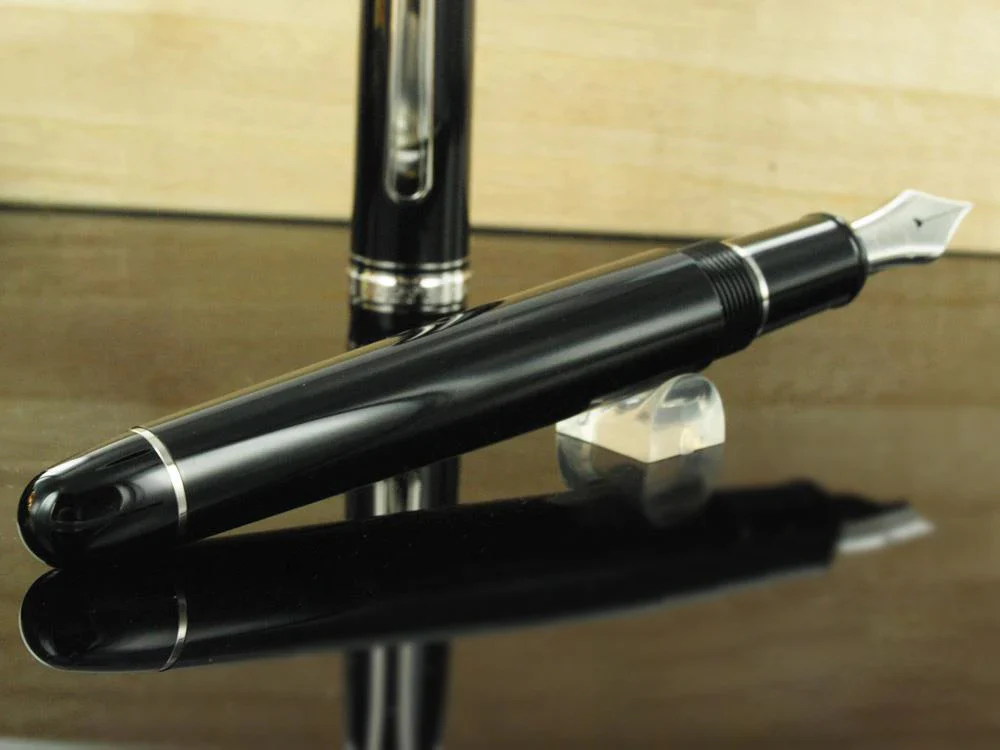Platinum Century Fountain Pen, Resin, Chrome Trim, PNB-18000CR-7 - Image 5