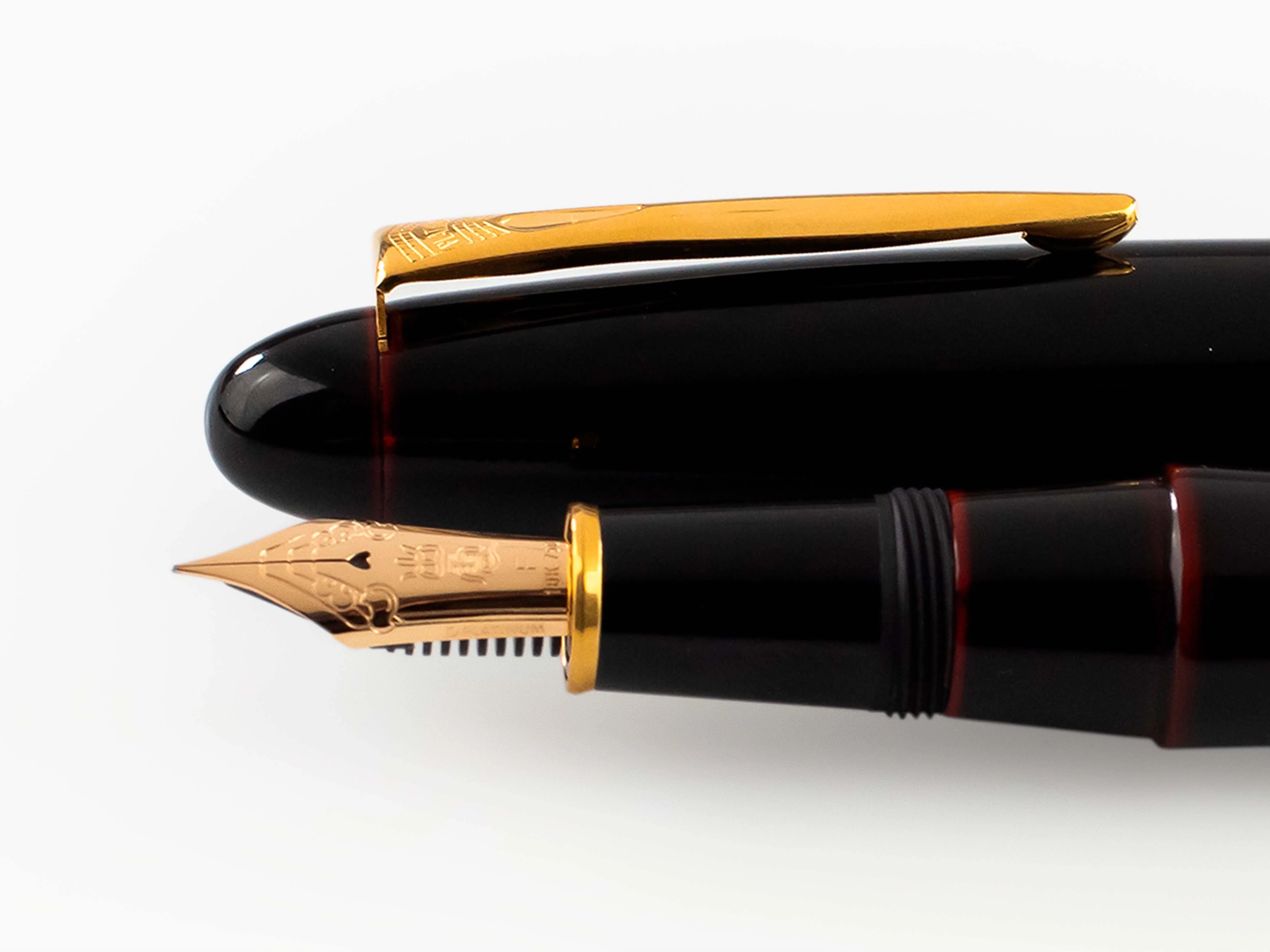 Platinum Izumo Fountain Pen, Red, Ebonite, Tamenuri PIZ-55000-28 - Image 5