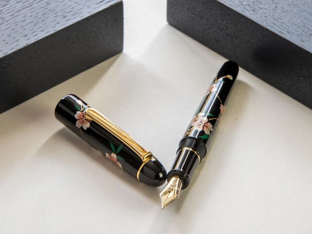 Platinum Urushi Lacquer Maki-e Fountain Pen, Sakura, PNB-30000B-40 - Image 7