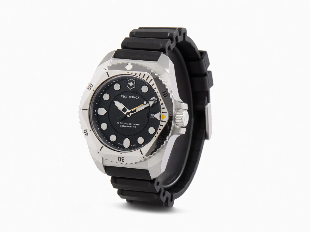 Victorinox Dive Pro Quartz Watch, Black, 43 mm, V241990 - Image 4