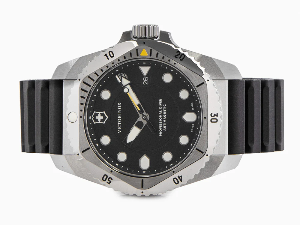 Victorinox Dive Pro Quartz Watch, Black, 43 mm, V241990 - Image 7